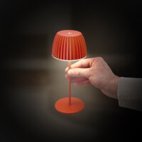 Akku-Tischleuchte Riffle Mini, Orange, 1,5 Watt, Touchdimmer, IP44, Ø 8,5 cm – Briloner